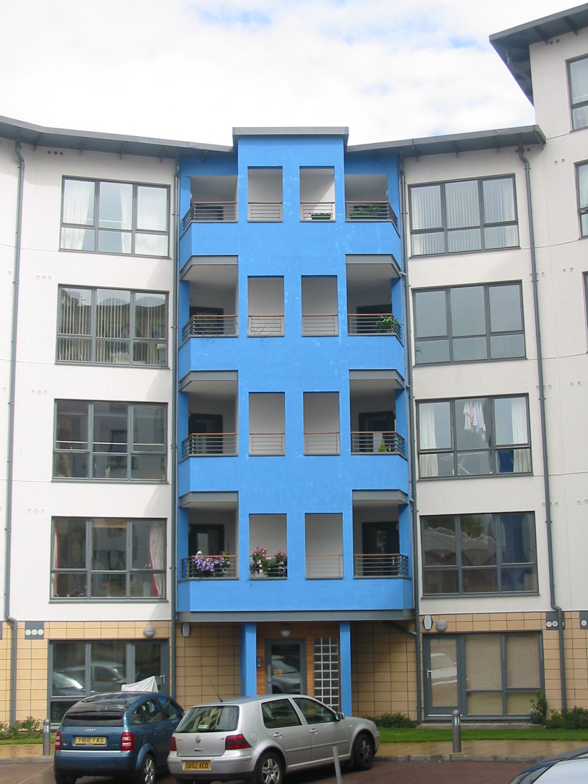 The Crescent, Gregor Shore modern flats with railings by Blake Group in Edinburgh.